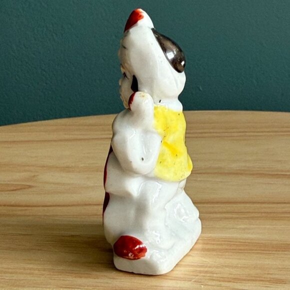 Vintage Porcelain Musician Girl Figurine w Cello Violin Yellow White Red - Picture 5 of 10